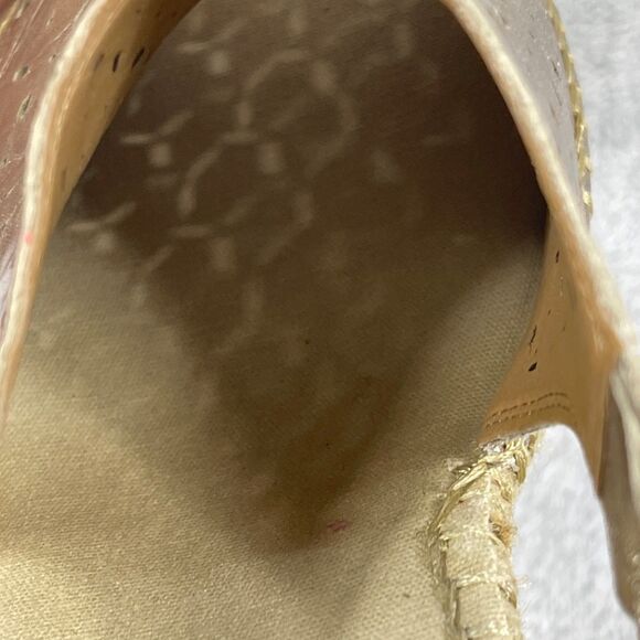 Clarks Artisan Sandal Wedges Women's 11 Metallic Gold Strap Woven Heel Petrina - Picture 12 of 12